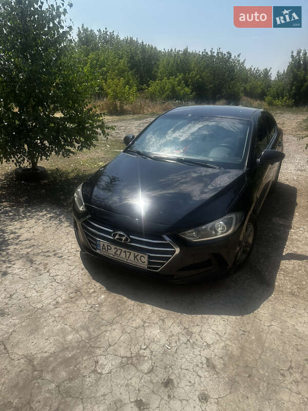 Седан Hyundai Elantra 2016 в Запорожье