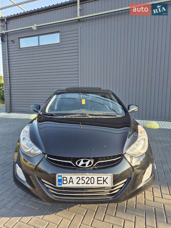 Hyundai Elantra 2013