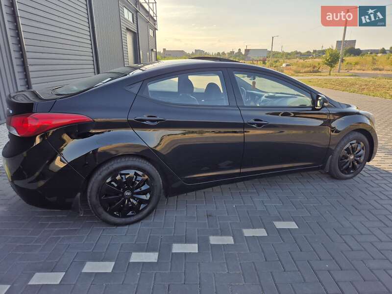 Седан Hyundai Elantra 2013 в Кропивницькому