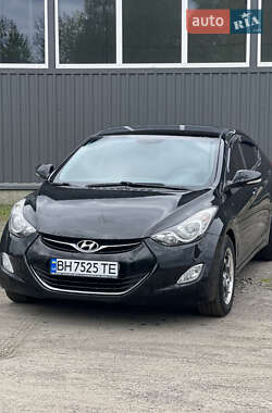Седан Hyundai Elantra 2013 в Дружковке