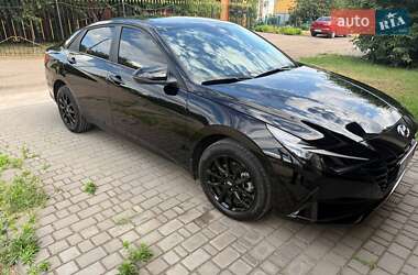 Седан Hyundai Elantra 2021 в 