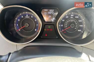Седан Hyundai Elantra 2012 в 