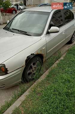 Седан Hyundai Elantra 2004 в 