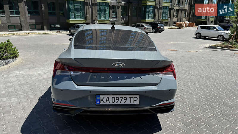Седан Hyundai Elantra 2021 в Києві