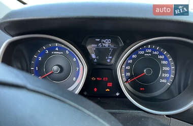 Седан Hyundai Elantra 2011 в 