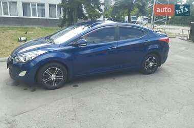 Седан Hyundai Elantra 2011 в Лубнах