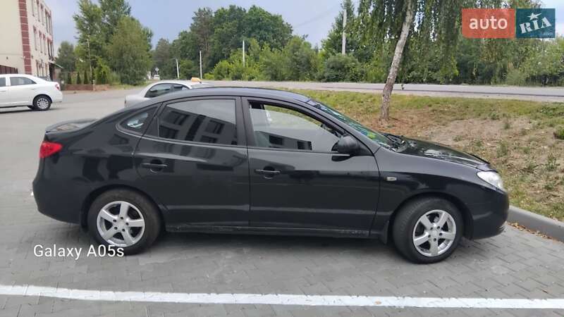 Хэтчбек Hyundai Elantra 2007 в Киеве