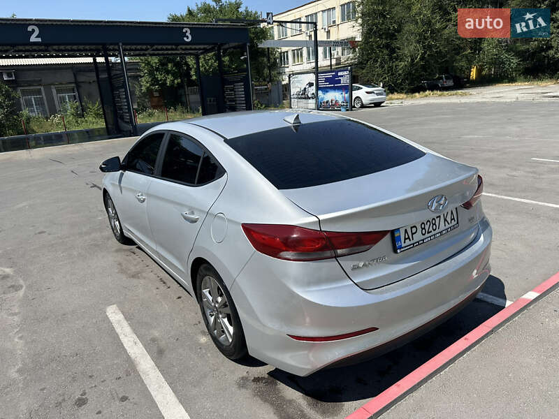 Седан Hyundai Elantra 2017 в Запорожье