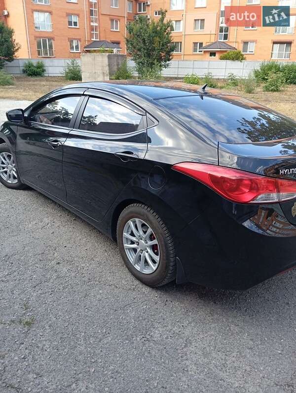 Седан Hyundai Elantra 2012 в Кременчуге