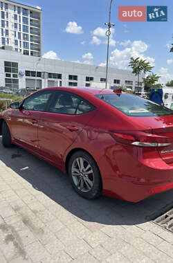 Седан Hyundai Elantra 2016 в 