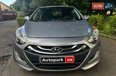 Хэтчбек Hyundai Elantra 2014 в 