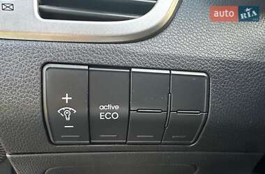 Хэтчбек Hyundai Elantra 2014 в 