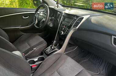 Хэтчбек Hyundai Elantra 2014 в 