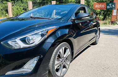 Седан Hyundai Elantra 2014 в 