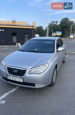 Седан Hyundai Elantra 2010 в Кам'янському