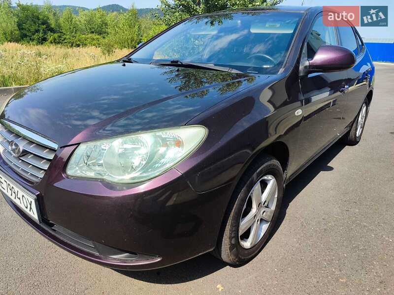 Седан Hyundai Elantra 2007 в Мукачевому