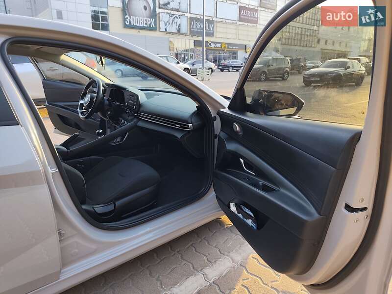 Седан Hyundai Elantra 2020 в Сумах