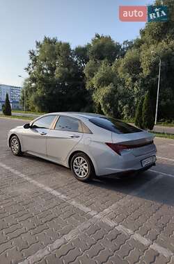 Седан Hyundai Elantra 2020 в 
