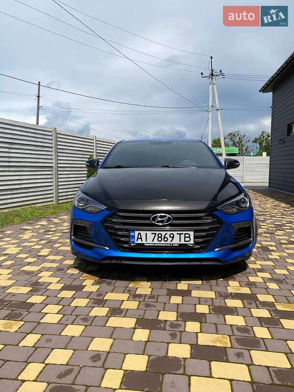 Седан Hyundai Elantra 2016 в Борисполі