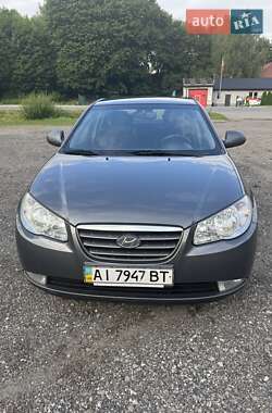 Седан Hyundai Elantra 2008 в Шпитьках