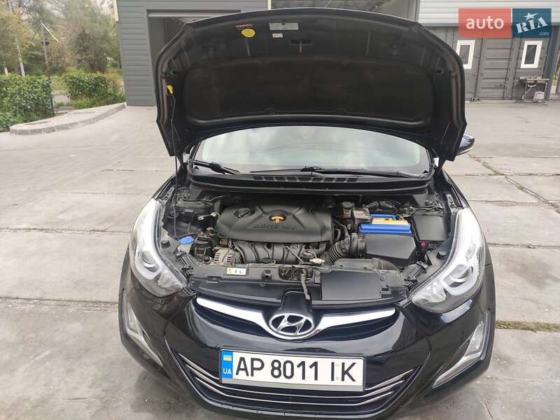 Седан Hyundai Elantra 2014 в Запорожье
