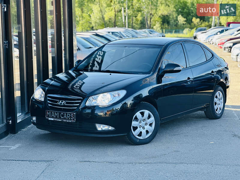 Hyundai Elantra 2011