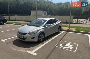 Седан Hyundai Elantra 2013 в Чернигове