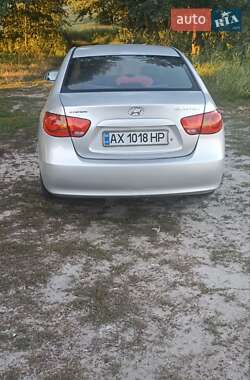Седан Hyundai Elantra 2008 в 