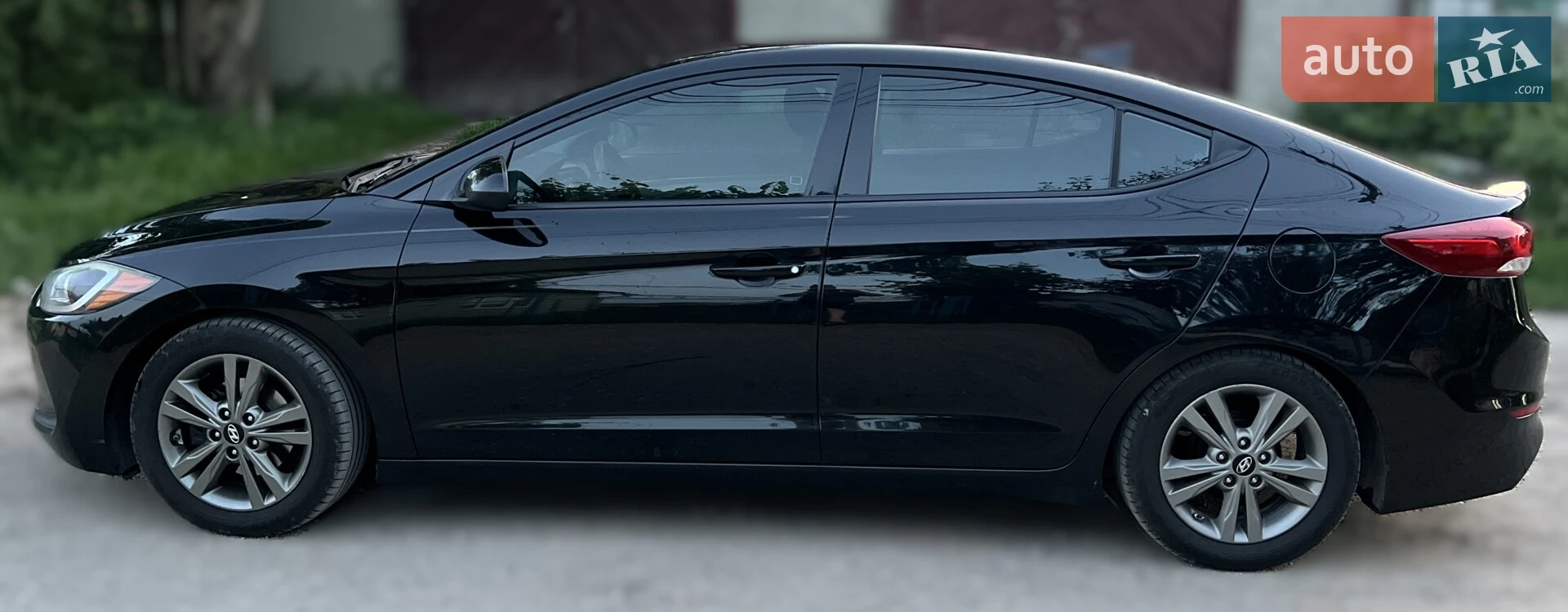 2016 Hyundai Elantra - мініатюра 12