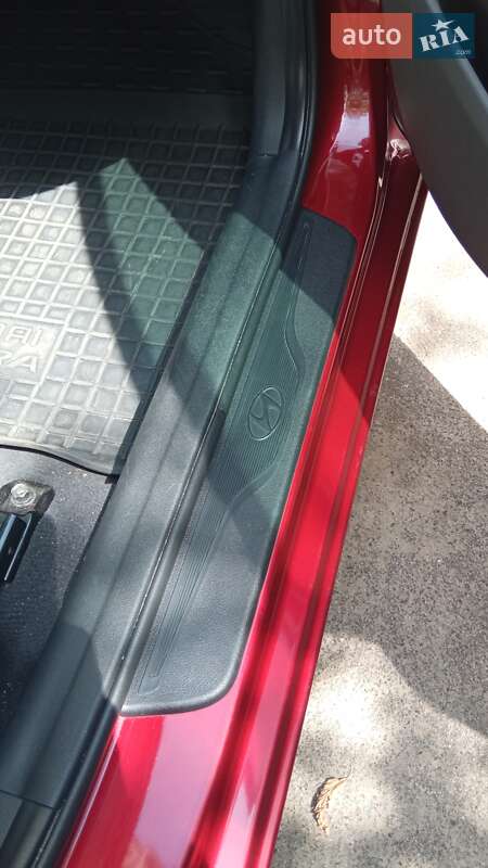 Седан Hyundai Elantra 2015 в Києві