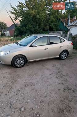 Седан Hyundai Elantra 2010 в Днепре