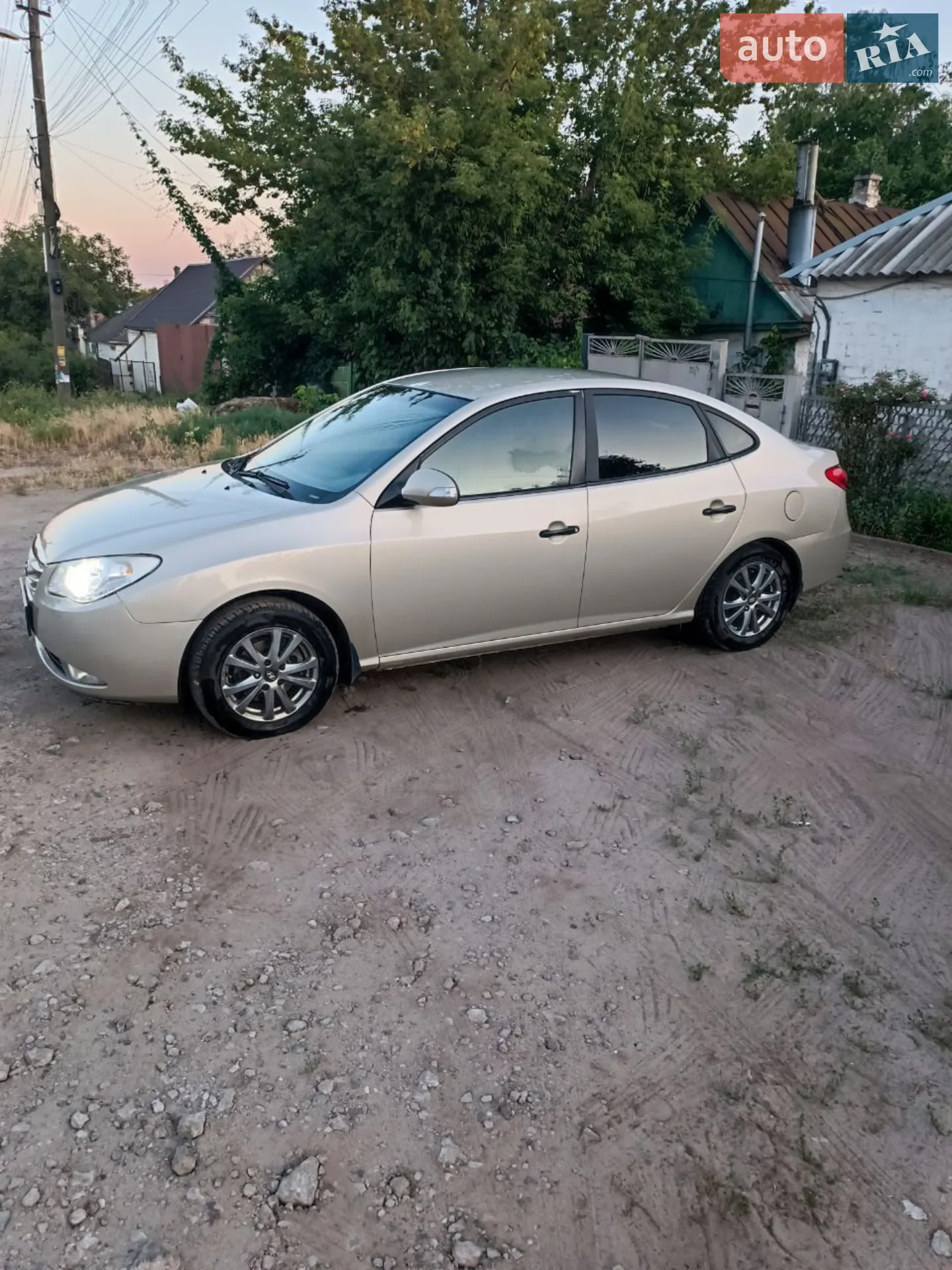2010 Hyundai Elantra - мініатюра 6