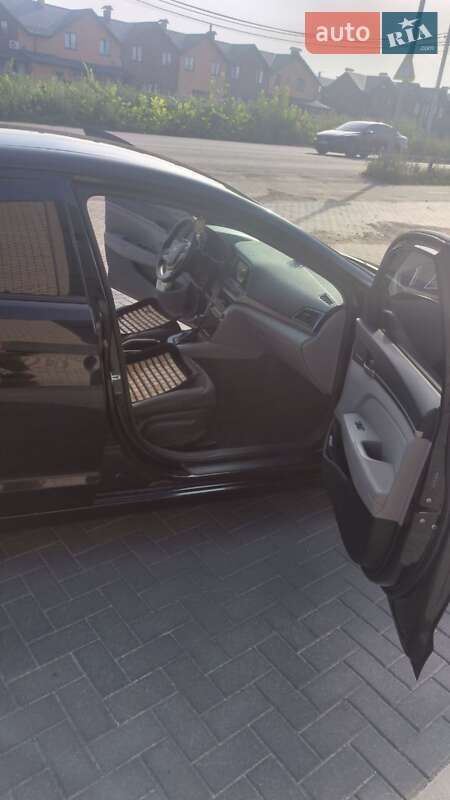 Седан Hyundai Elantra 2018 в Виннице фото 16 Седан Hyundai Elantra 2018 в Виннице