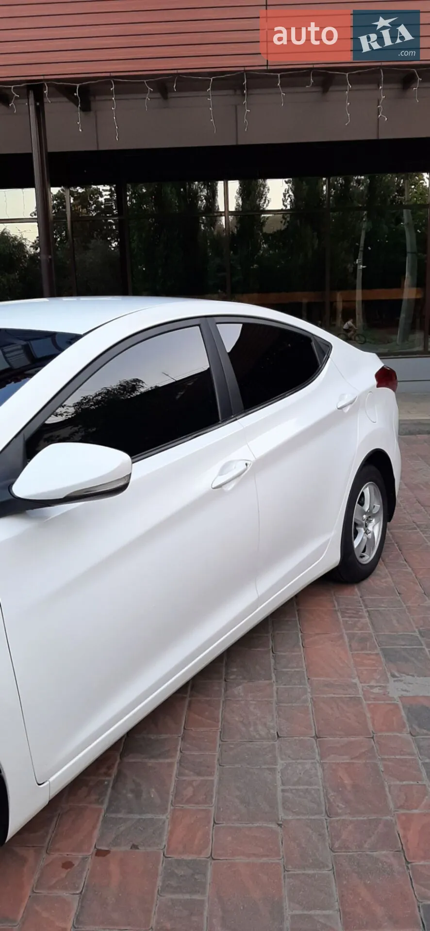 2013 Hyundai Elantra - мініатюра 3