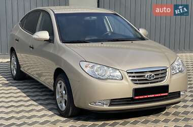 Седан Hyundai Elantra 2010 в Миколаєві