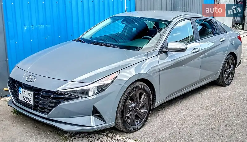 Hyundai Elantra