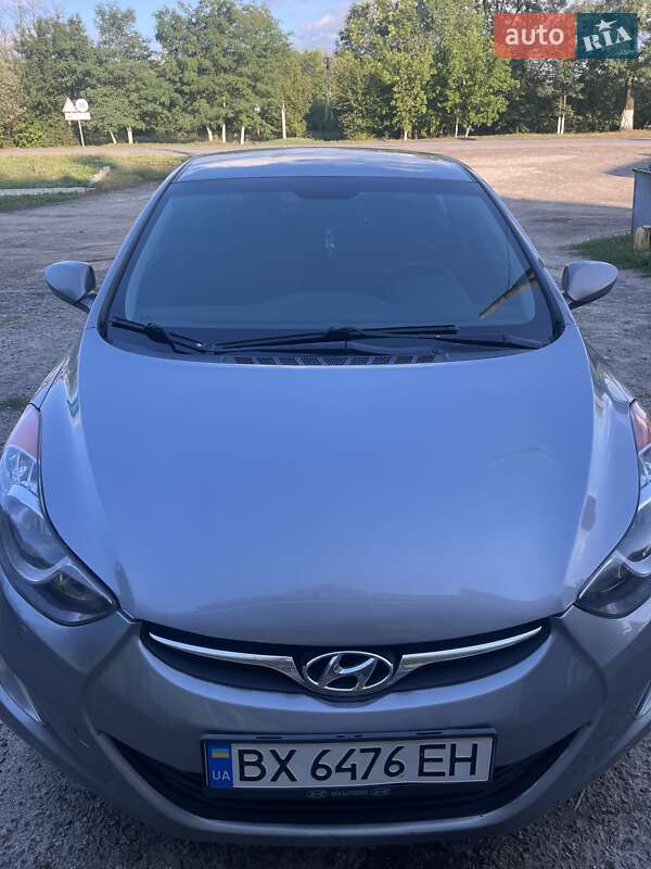 Hyundai Elantra 2013