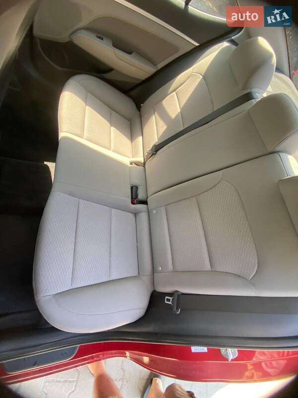 Седан Hyundai Elantra 2018 в Черновцах фото 18 Седан Hyundai Elantra 2018 в Черновцах