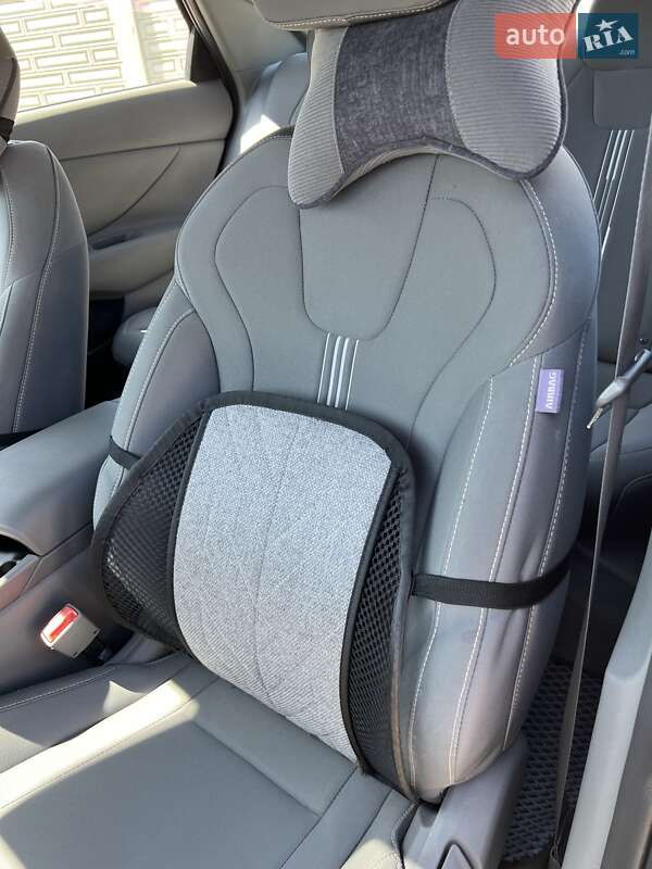 Седан Hyundai Elantra 2021 в Одессе
