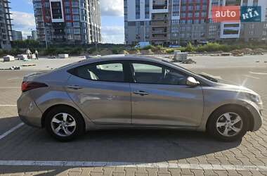 Седан Hyundai Elantra 2014 в Киеве