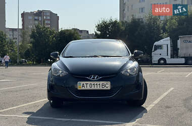 Седан Hyundai Elantra 2011 в Ивано-Франковске
