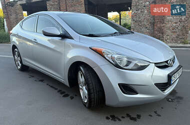 Седан Hyundai Elantra 2013 в Києві