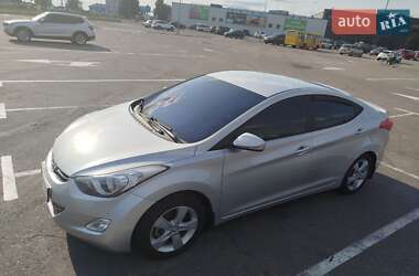 Седан Hyundai Elantra 2013 в Києві