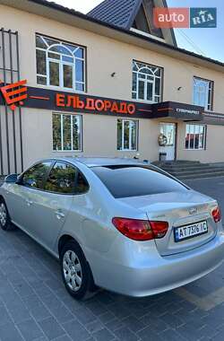 Седан Hyundai Elantra 2008 в 