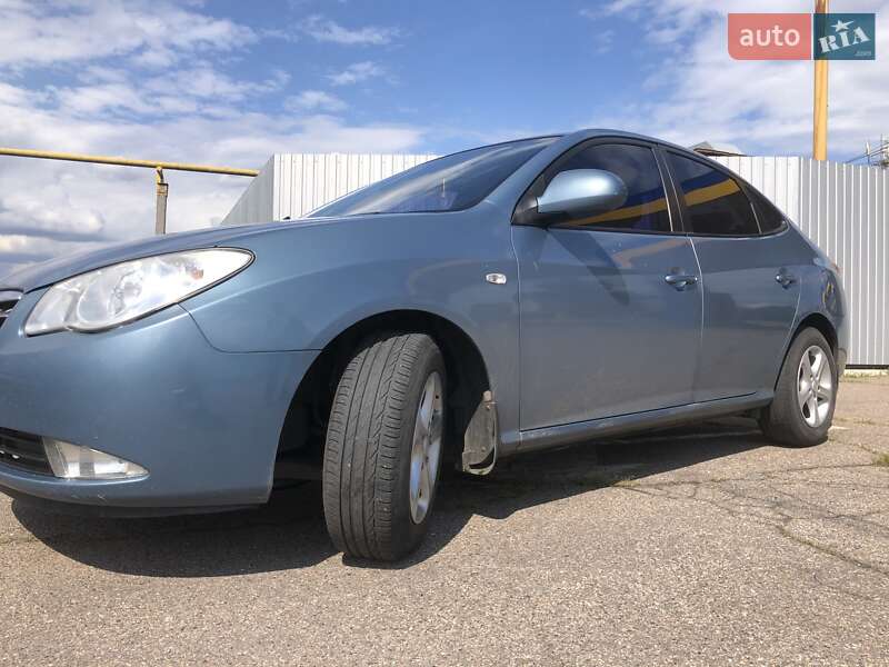 Седан Hyundai Elantra 2007 в Славянске