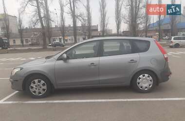 Универсал Hyundai Elantra 2011 в 