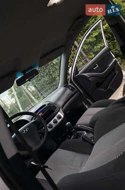 Седан Hyundai Elantra 2011 в 