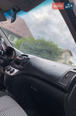 Седан Hyundai Elantra 2011 в 