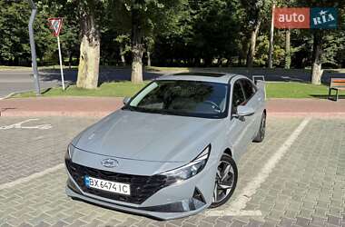 Седан Hyundai Elantra 2021 в Хмельницком