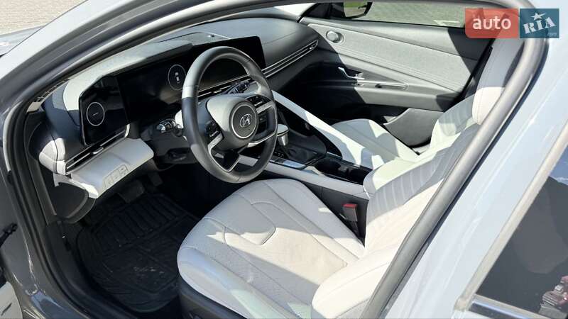 Седан Hyundai Elantra 2021 в Хмельницькому